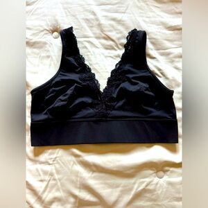 Soma Embraceable Wireless Bra - Size Large